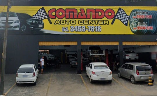 Fachada da Comando Auto Center em Caldas Novas